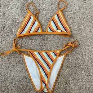 Stripped bikini set